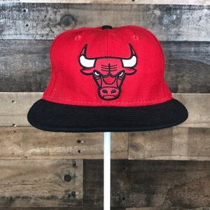 NBA Chicago Bulls Classic Bull Logo Hat